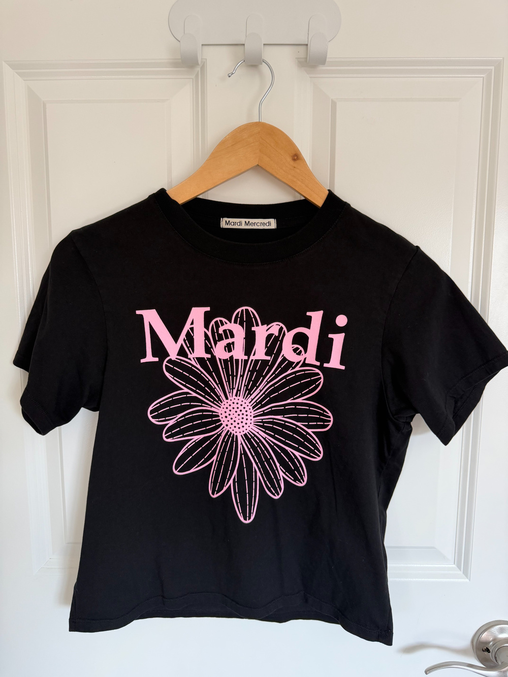 Mardi Mercredi Black Pink Floral Graphic T Shirt-SMALL
